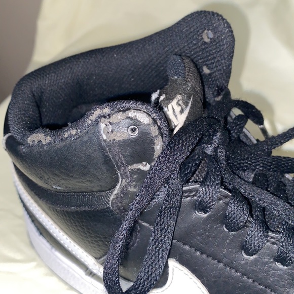 MEN'S NIKE COURT VISION MID SNEAKERS - Picture 6 of 6